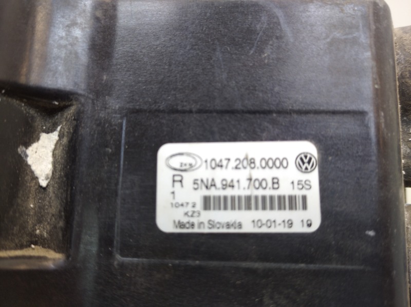 Фара противотуманная правая