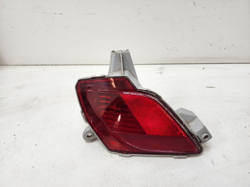 Фара противотуманная правая