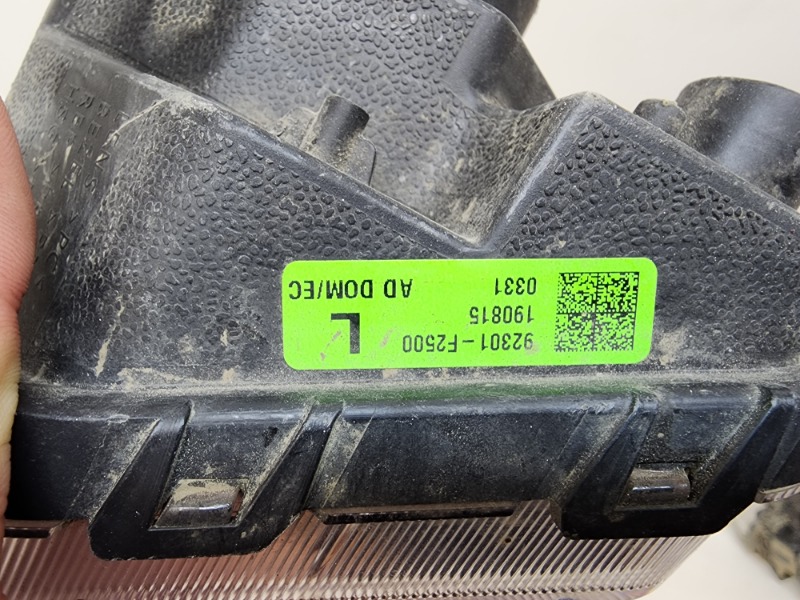 Фара противотуманная левая