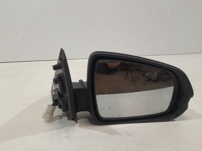 Зеркало правое электрическое