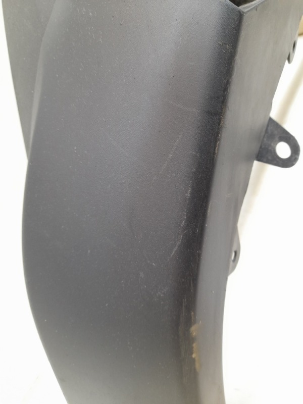 Спойлер переднего бампера