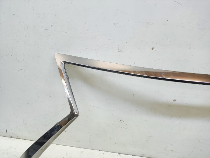 Накладка на решетку радиатора