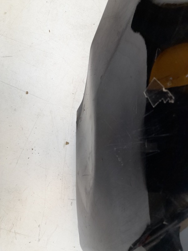 Крыло переднее правое