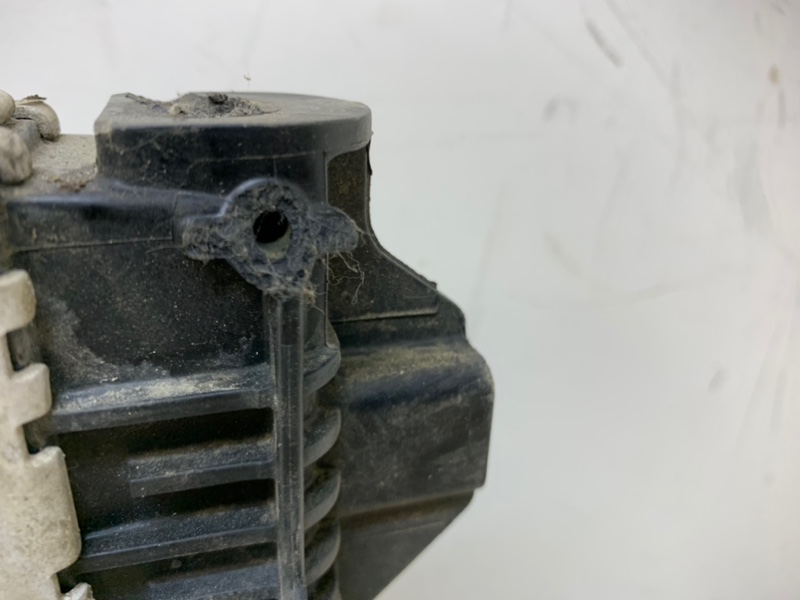 Радиатор охлаждения двигателя основной