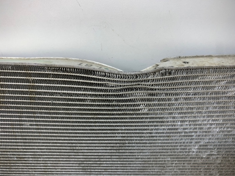 Радиатор охлаждения двигателя основной