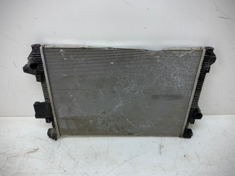 Радиатор охлаждения двигателя основной