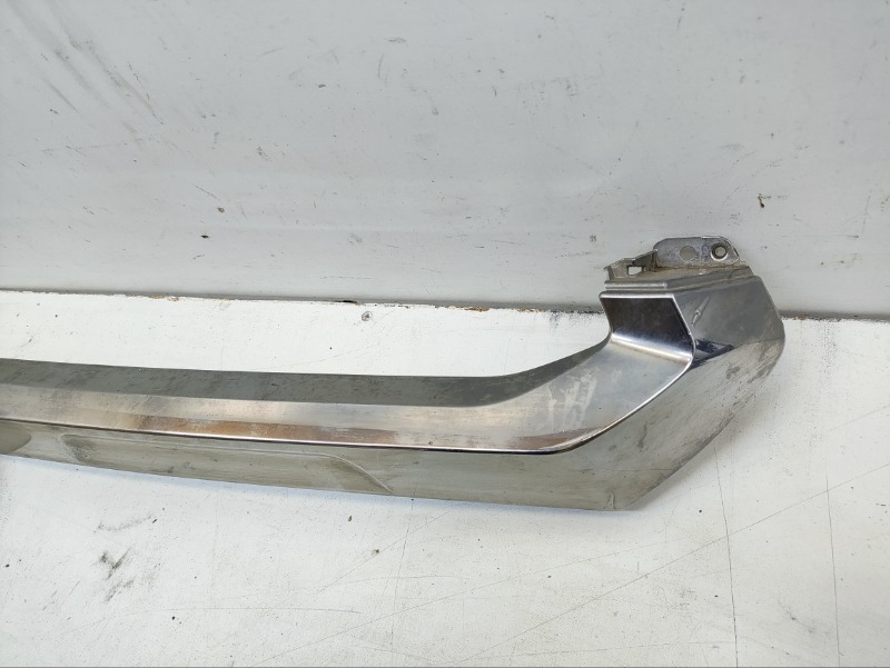 Накладка на решетку радиатора