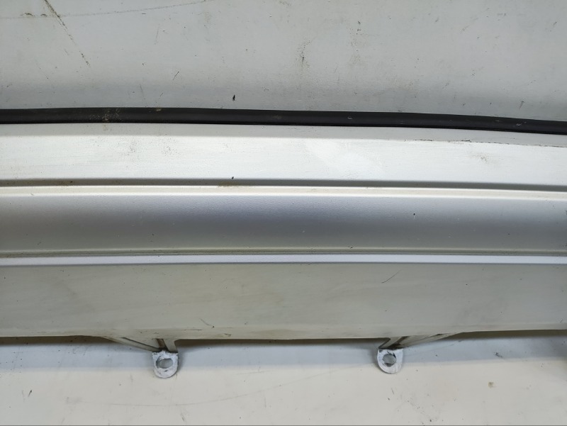 Спойлер заднего бампера