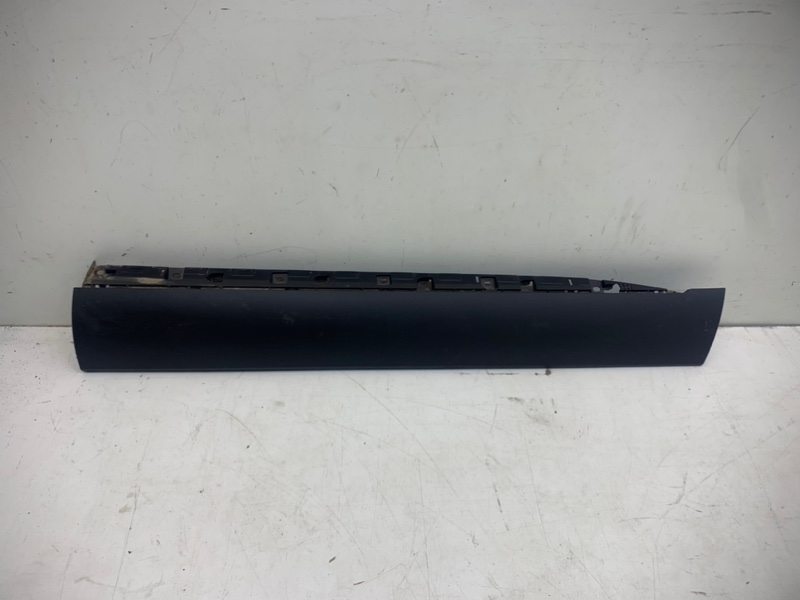 Молдинг двери