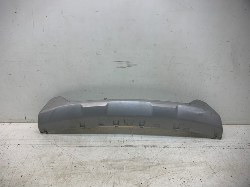 Накладка переднего бампера