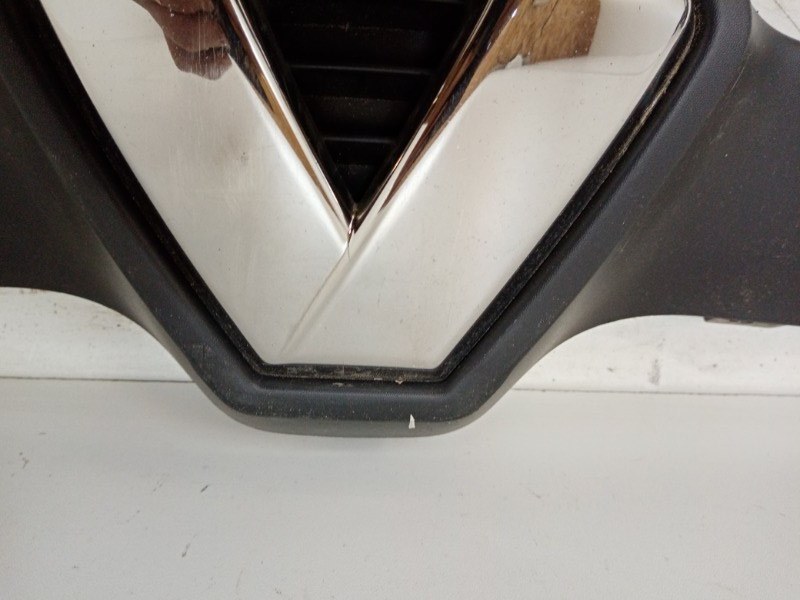 Накладка на решетку радиатора