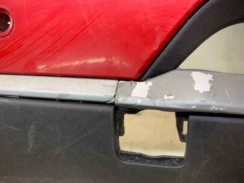 Бампер задний