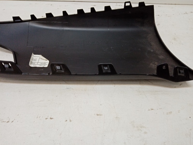 Накладка заднего бампера правая