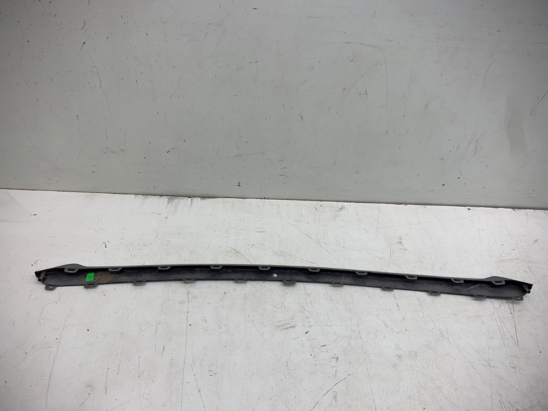 Накладка переднего бампера