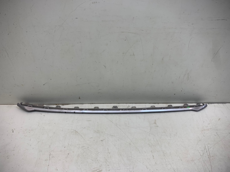 Накладка переднего бампера