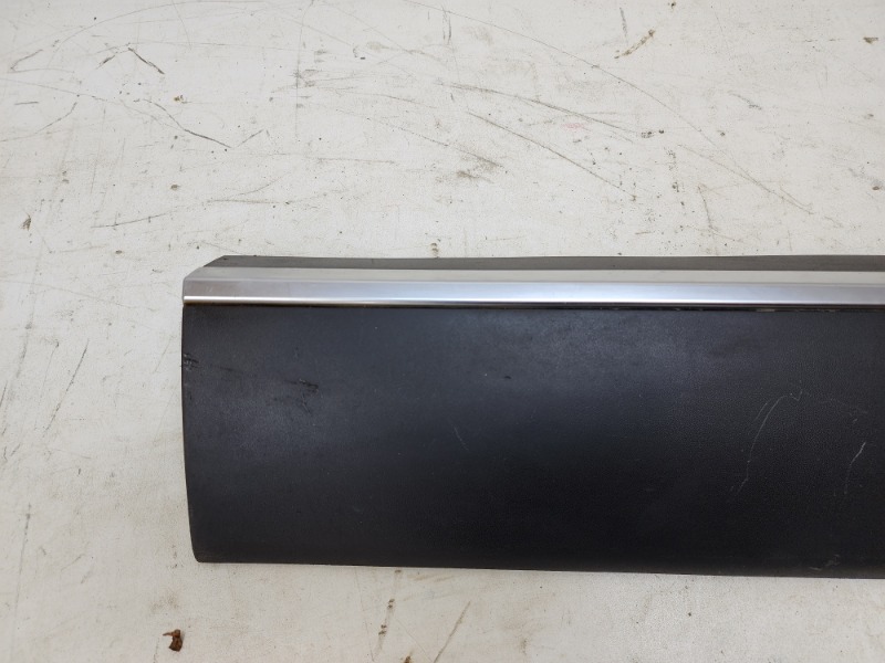 Накладка двери задней левой