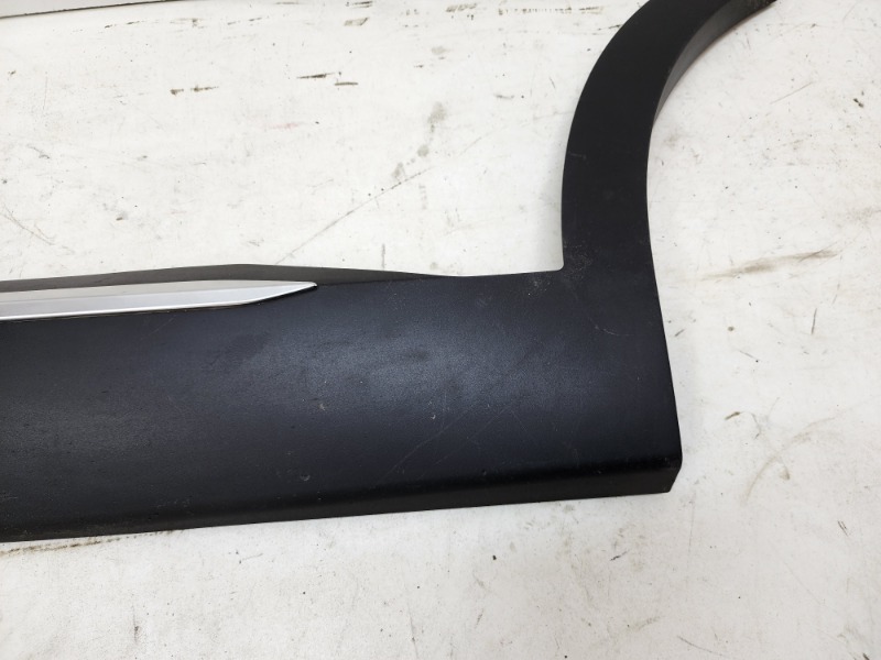 Накладка двери задней левой