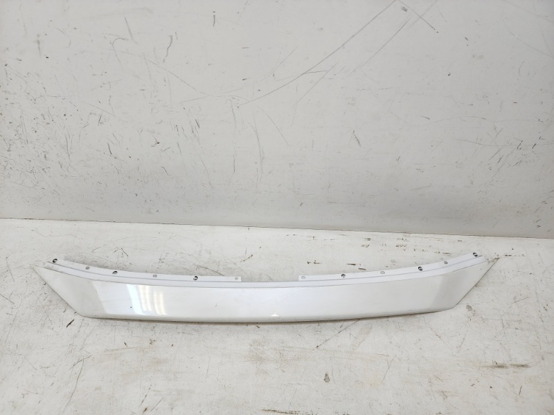 Накладка на решетку радиатора