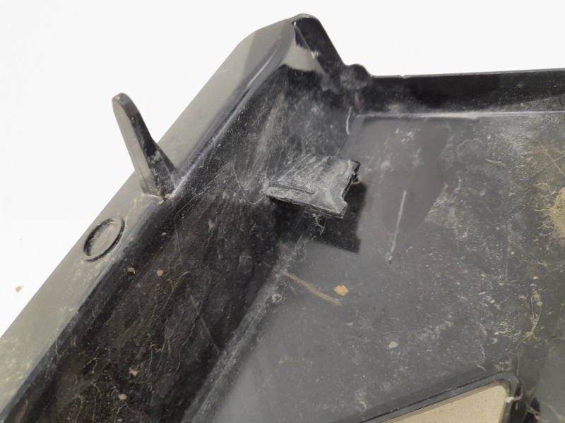 Накладка переднего бампера