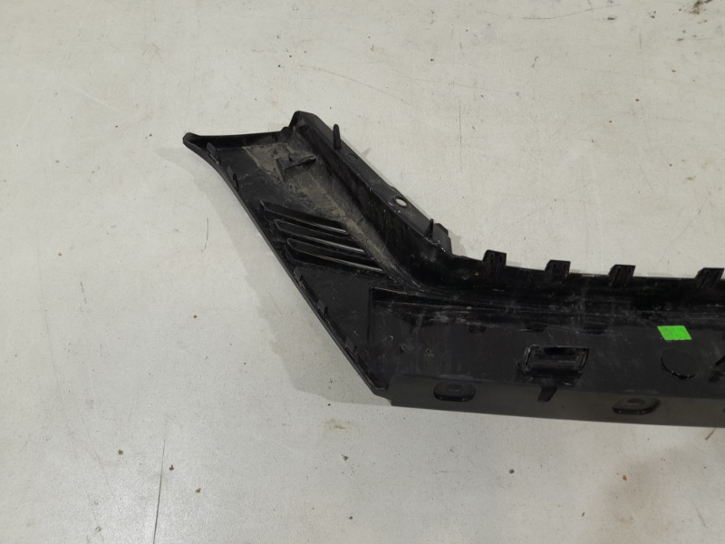 Накладка переднего бампера