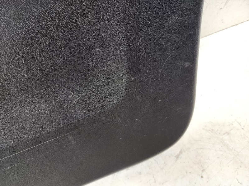 Обшивка багажника