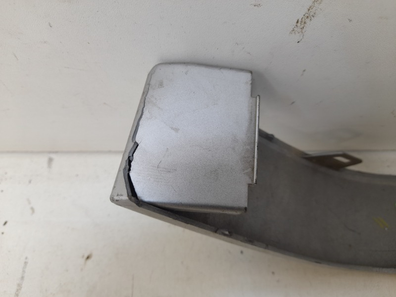 Накладка заднего бампера правая