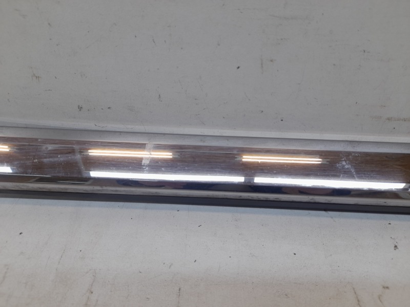 Молдинг двери