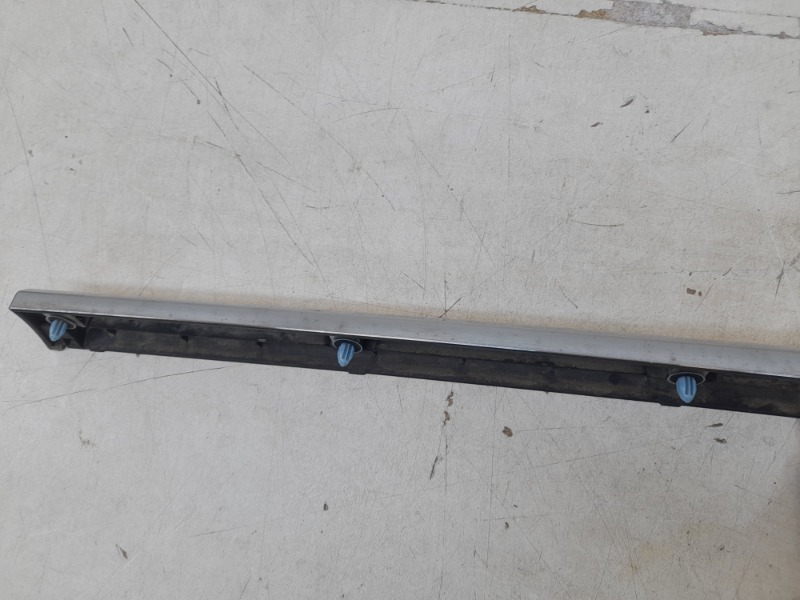 Молдинг двери