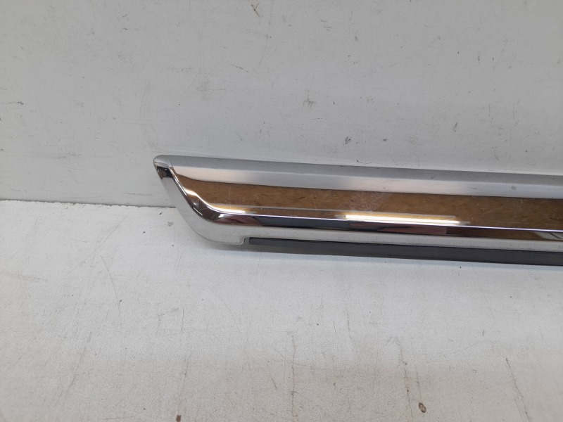 Молдинг двери