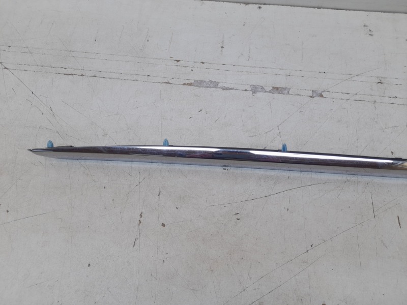 Молдинг двери