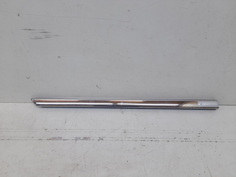 Молдинг двери