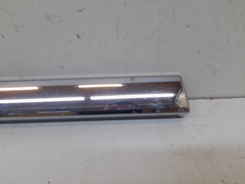 Молдинг двери