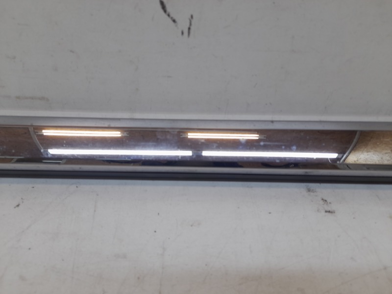 Молдинг двери