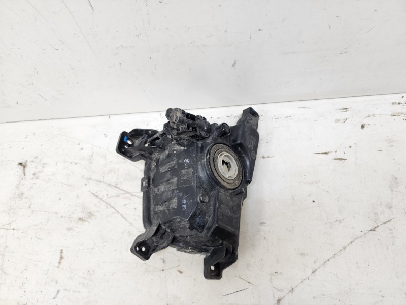 Фара противотуманная правая