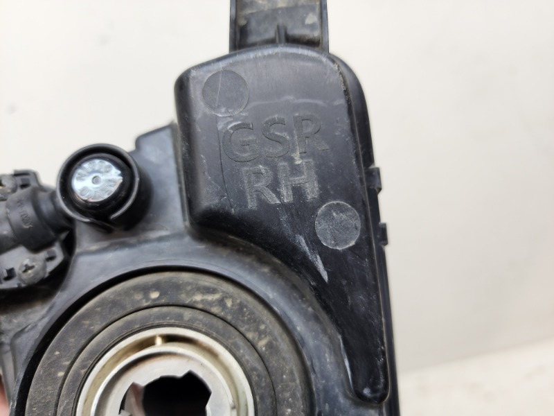 Фара противотуманная правая