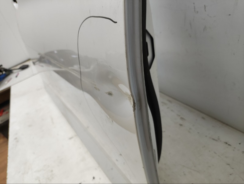 Дверь передняя правая