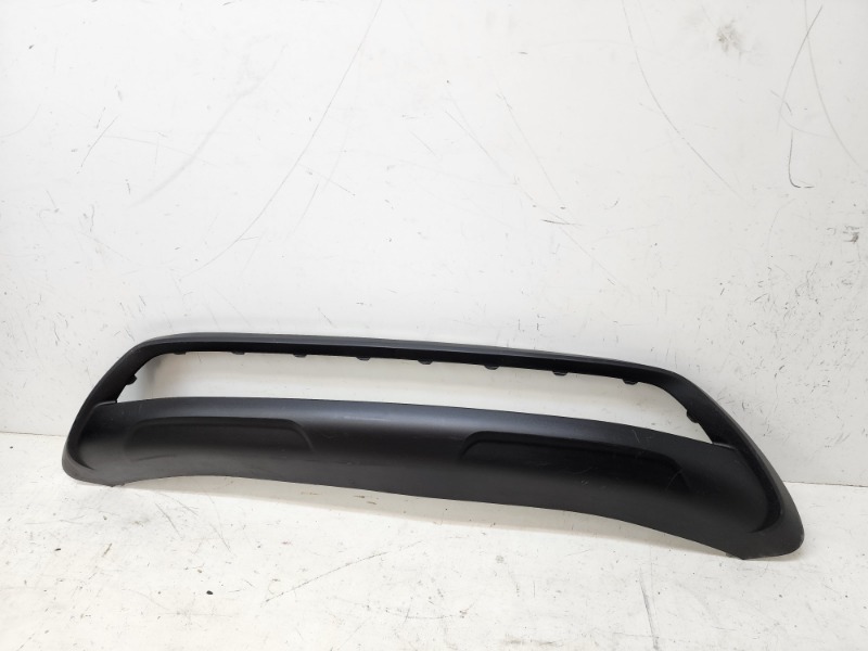 Накладка переднего бампера