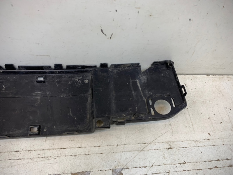 Накладка переднего бампера