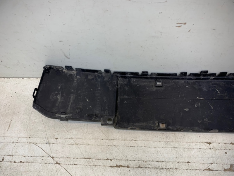 Накладка переднего бампера