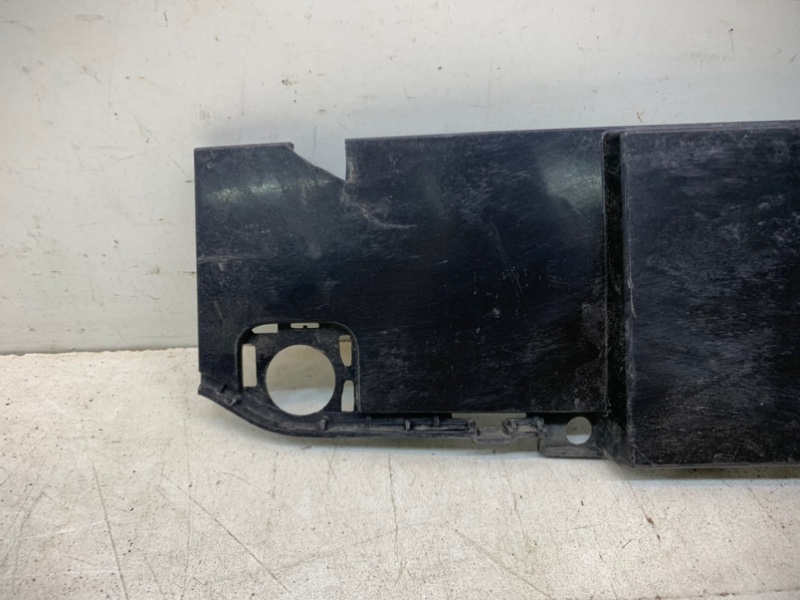 Накладка переднего бампера