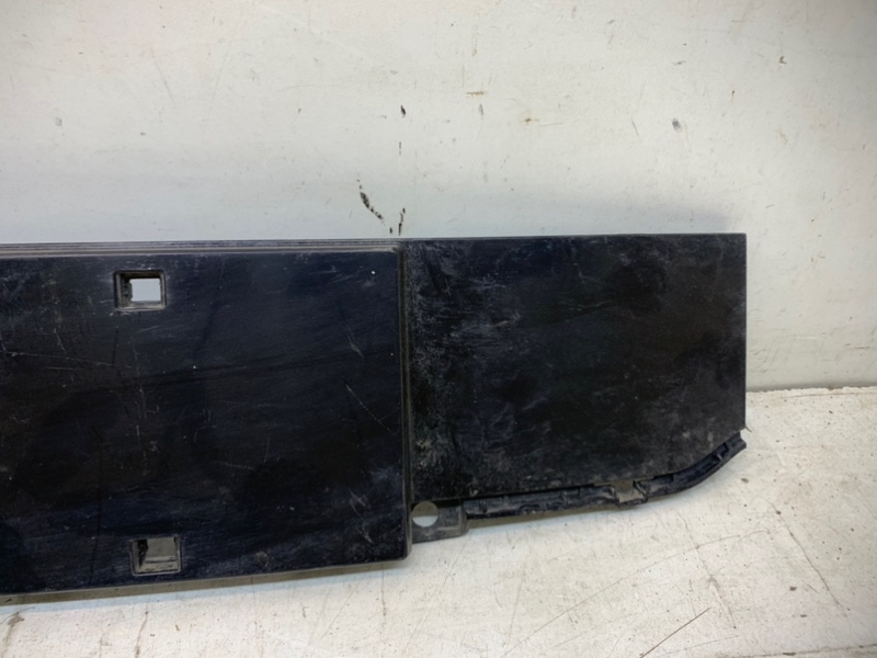 Накладка переднего бампера