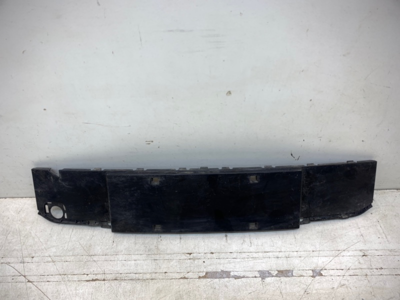 Накладка переднего бампера