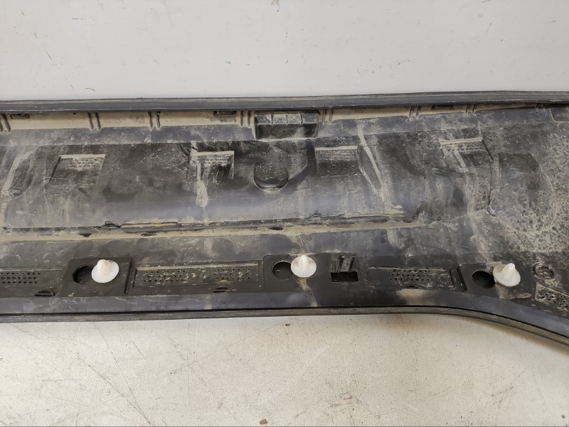 Накладка двери задней левой