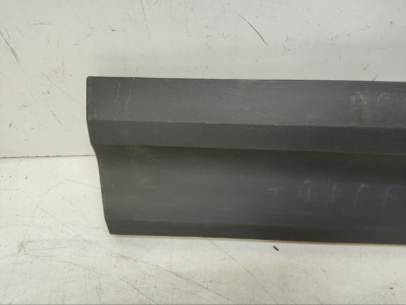 Накладка двери задней левой