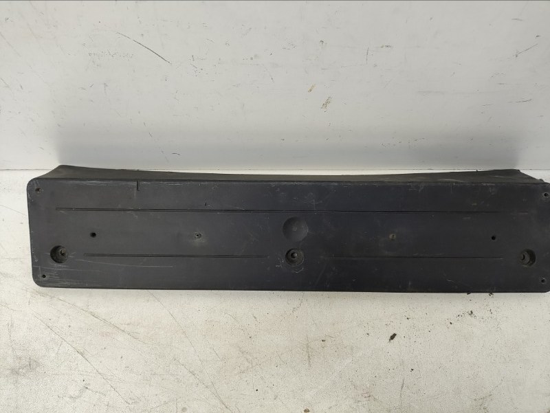 Накладка переднего бампера под номер