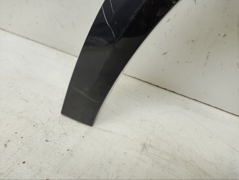 Накладка заднего крыла левого