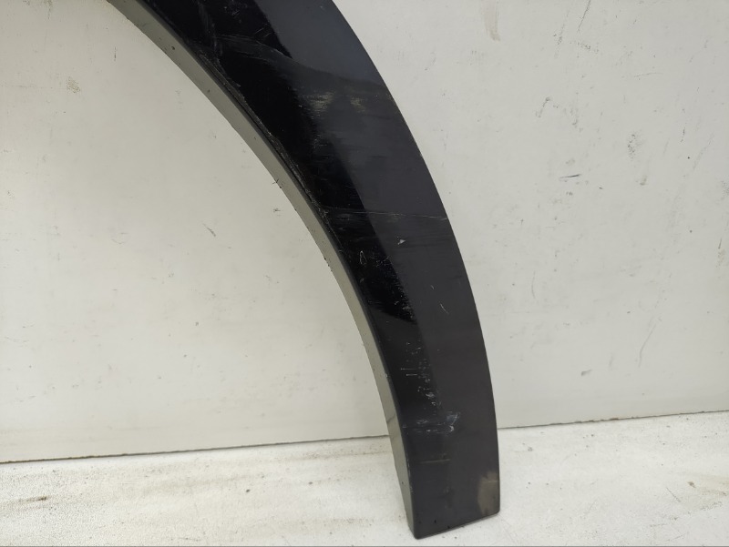 Накладка заднего крыла левого