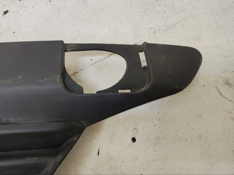 Накладка переднего бампера правая