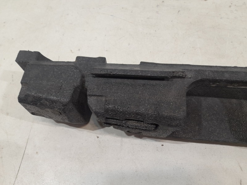 Наполнитель переднего бампера