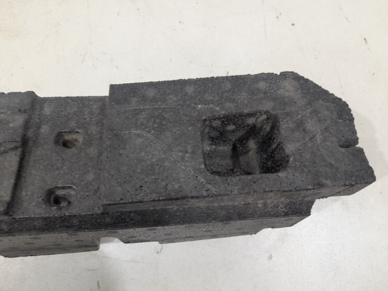 Наполнитель переднего бампера